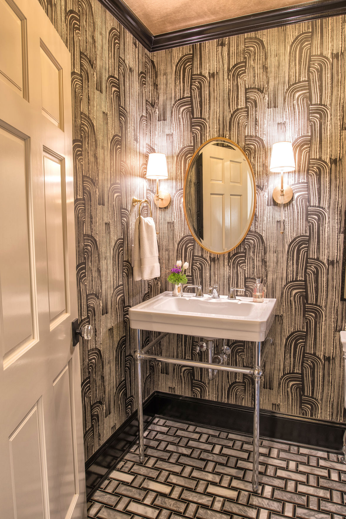 Kinloch wallpaper powder room